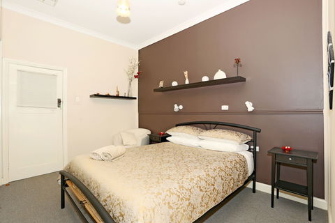 Busselton Guest House - Darwin Holiday 5