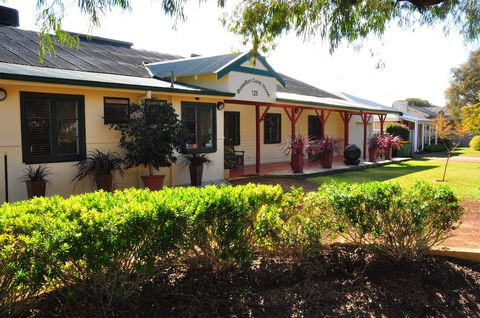Busselton Guest House - Darwin Holiday 1
