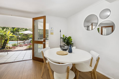 Sunset Cove Noosa - Darwin Holiday 6