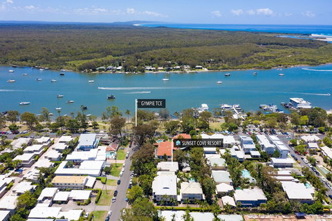 Sunset Cove Noosa - Darwin Holiday 0