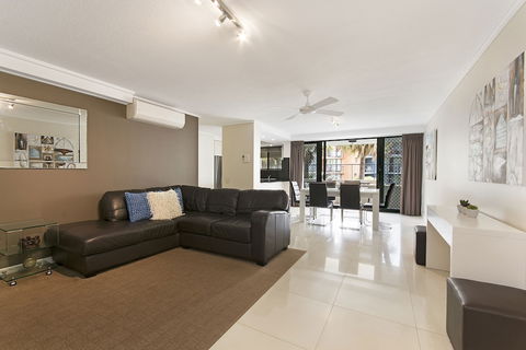 Clubb Coolum Beach Resort - Darwin Holiday 6