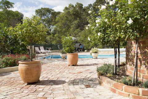 Rosebridge House Bed & Breakfast Adult Retreat - Darwin Holiday 3