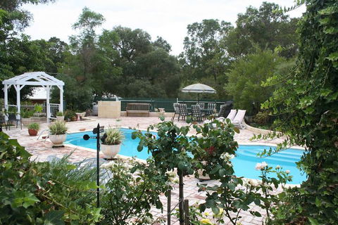 Rosebridge House Bed & Breakfast Adult Retreat - Darwin Holiday 4