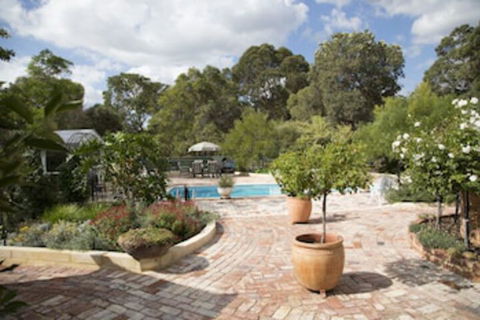 Rosebridge House Bed & Breakfast Adult Retreat - Darwin Holiday 0