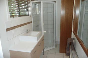 Beachside Holiday Units - Darwin Holiday 4