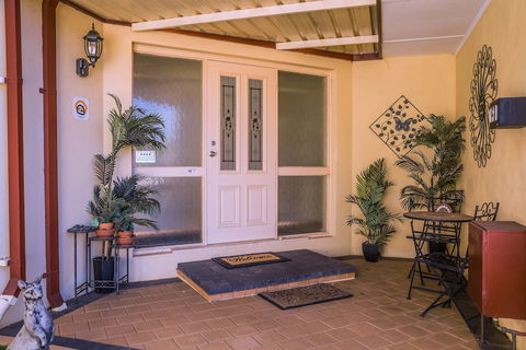 Armadale Cottage Bed & Breakfast - Darwin Holiday 1