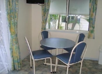 Ellis Beach Oceanfront Bungalows - Campground - Darwin Holiday 1