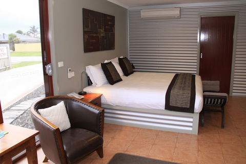 Bairnsdale Motel - Darwin Holiday 0