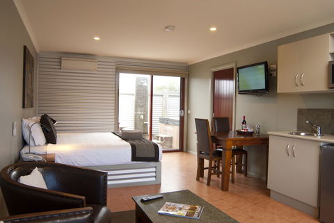 Bairnsdale Motel - Darwin Holiday 2