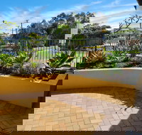 Sunshine Towers - Darwin Holiday