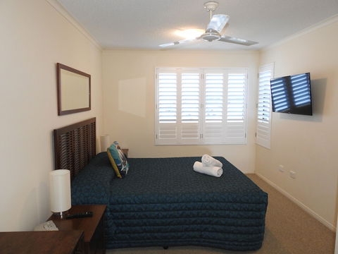 On The River Apartments - Darwin Holiday 6