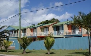 Coolum Budget Accommodation - Darwin Holiday 1