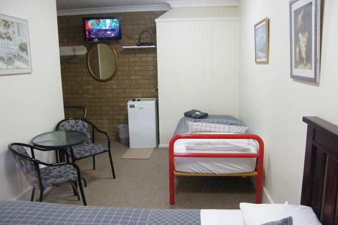 Boomers Guest House Hamilton - Darwin Holiday 5