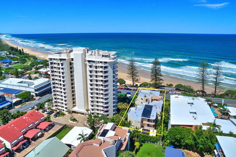 Coolum Baywatch Resort - Darwin Holiday 0