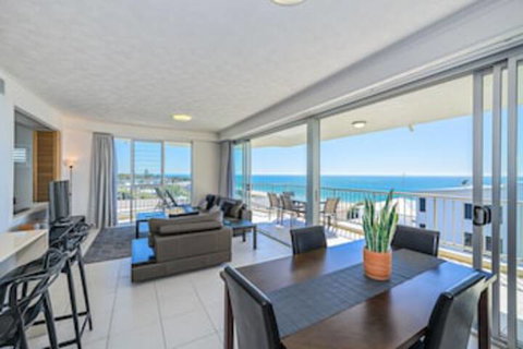 On The Beach Resort Bribie Island - Darwin Holiday 0