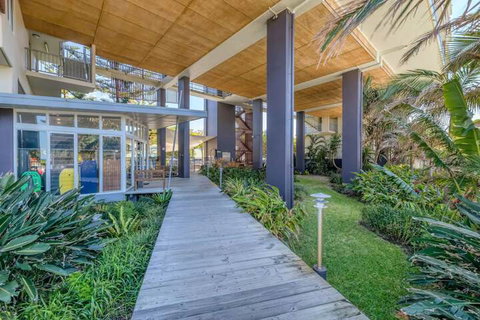 On The Beach Resort Bribie Island - Darwin Holiday 2