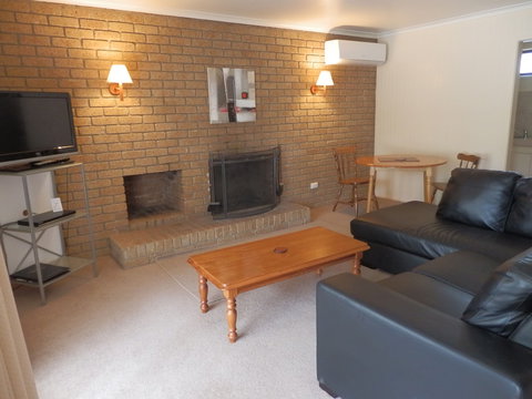 Mountain View Motor Inn & Holiday Lodges - Darwin Holiday 4