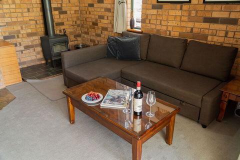 Blickinstal Barossa Valley Retreat - Darwin Holiday 6
