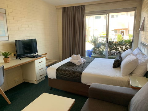 Crest Motor Inn - Darwin Holiday 6