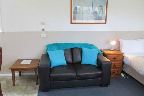 Alpine Park Riverside Cottages - Darwin Holiday 4