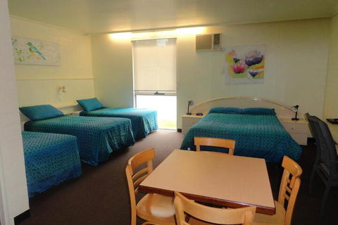 Leongatha Motel - Darwin Holiday 4