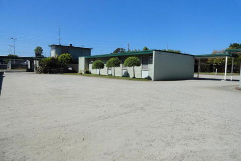 Leongatha Motel - Darwin Holiday 1