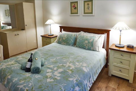 Underground Bed And Breakfast - Darwin Holiday 0