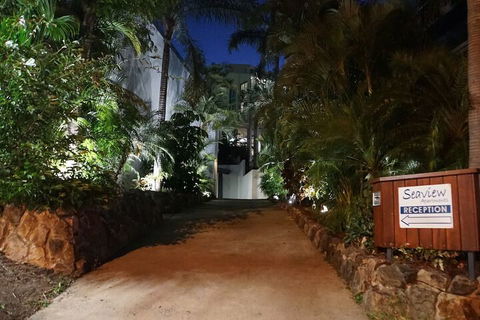 Airlie Seaview Apartments - Darwin Holiday 1
