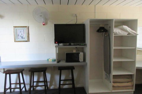 Waterview Motel Maclean - Darwin Holiday 2