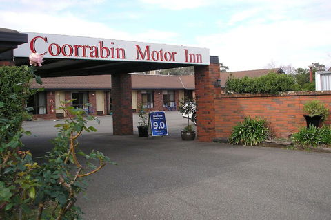 Coorrabin Motor Inn - Darwin Holiday 1