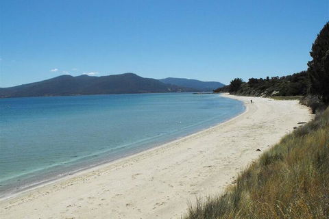 Discover Bruny Island Holiday Accommodation - Darwin Holiday 2