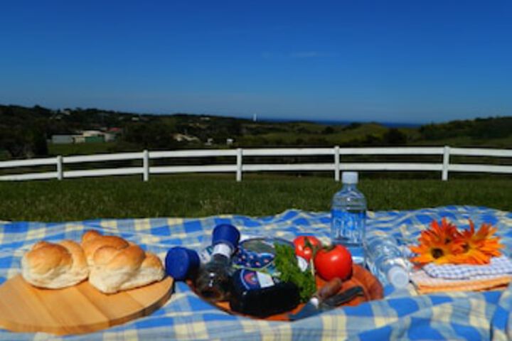 Pearshape TAS Darwin Holiday