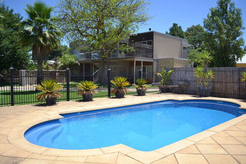 Barossa Valley Apartments - Darwin Holiday 3
