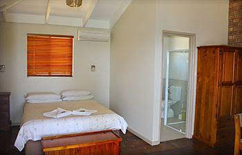 Dunsborough Cottages - Darwin Holiday 0