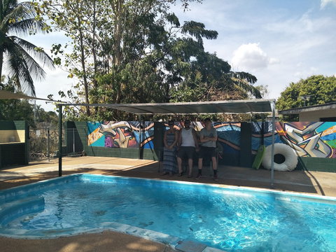 Palm Court Budget Motel Hostel/Backpackers - Darwin Holiday 1