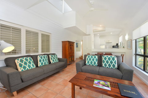 Driftwood Mantaray - Darwin Holiday 2