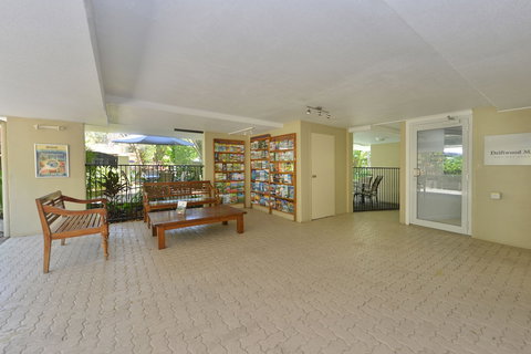 Driftwood Mantaray - Darwin Holiday 1