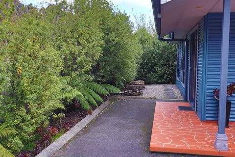 Strahan Bungalows - Darwin Holiday 1