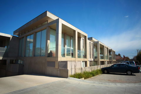 BOUTIQUE STAYS - The Residence - Darwin Holiday 0