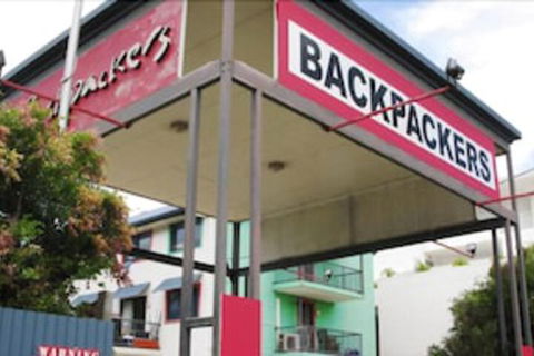 Mooloolaba Backpackers - Darwin Holiday 1