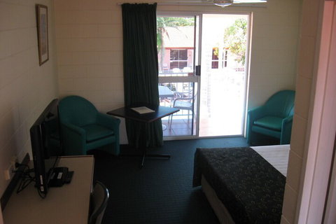 Monte Carlo Motor Inn - Darwin Holiday 2