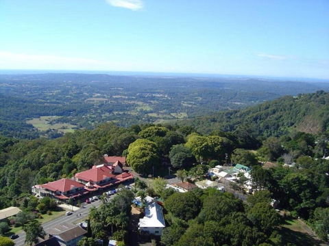 Montville Mountain Inn - Darwin Holiday 2