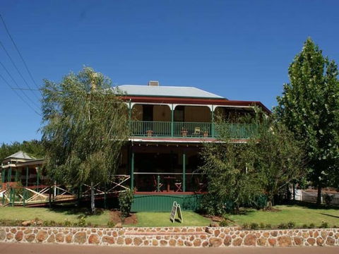 Nelsons Of Bridgetown - Darwin Holiday 2