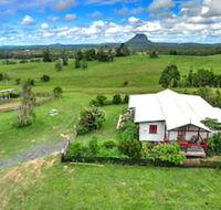 Avalon Noosa Farm Cottages - Darwin Holiday