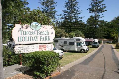 Tuross Beach Cabins & Campsites - Darwin Holiday 0