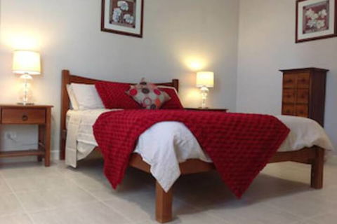 Elandra Holiday Home - Darwin Holiday 3