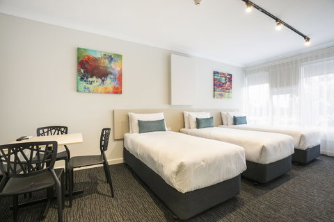 Nightcap At Playford Tavern - Darwin Holiday 2