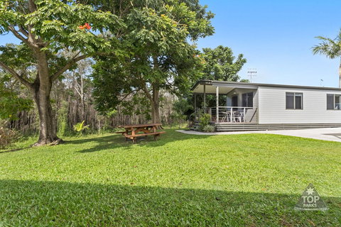 Tin Can Bay Tourist Park - Darwin Holiday 0