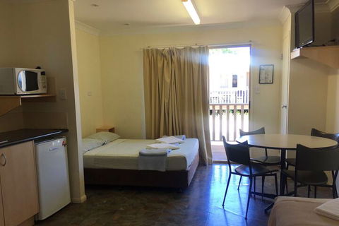 Inland Oasis Motel - Darwin Holiday 4