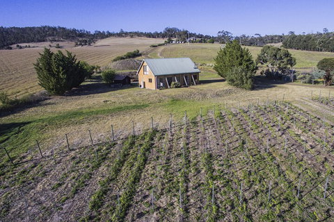 Charles Reuben Estate - Darwin Holiday 3